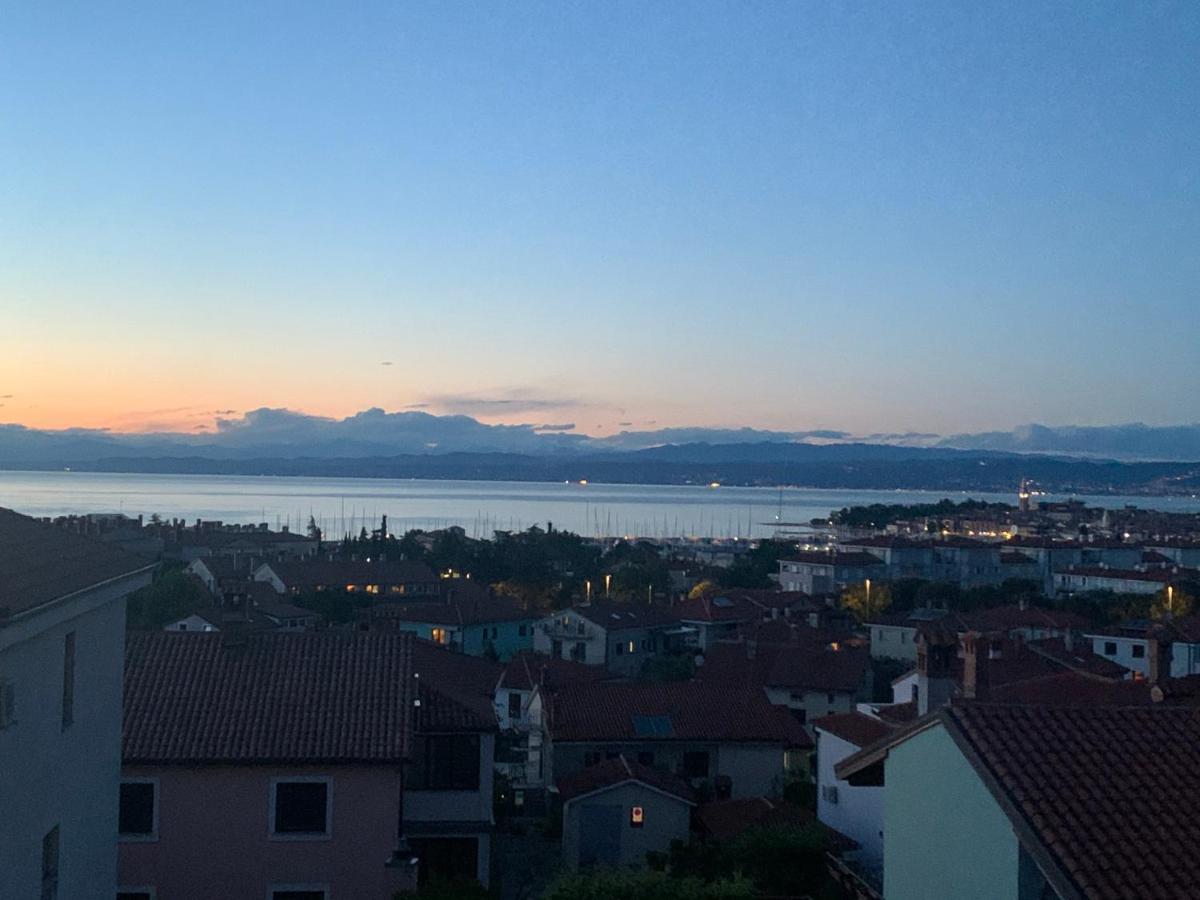 Apartment Bella Vista 1 Izola Esterno foto